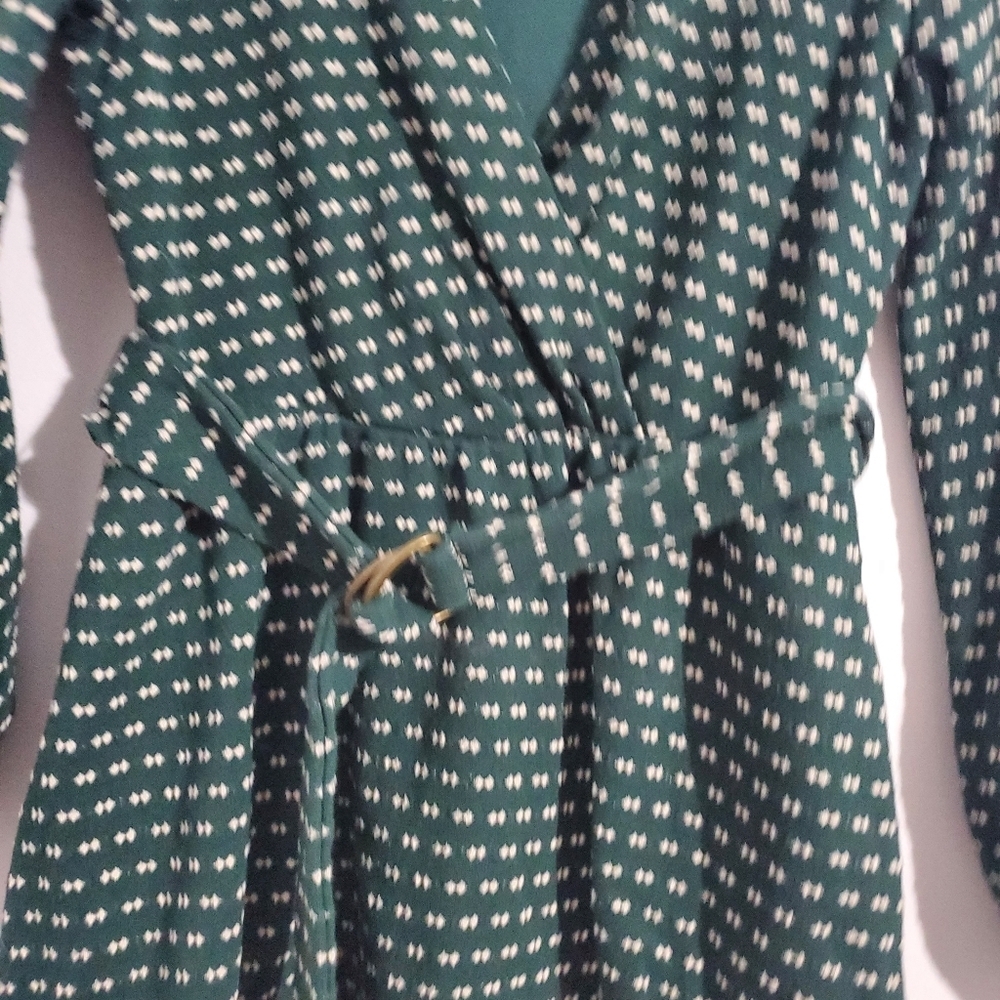 Green Patterned V-Neck Long-Sleeve Wrap Dress - Picture 5 of 12